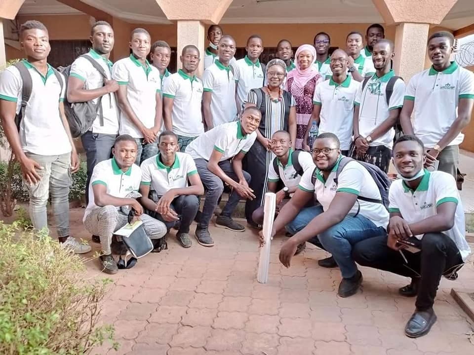 Formations sur l'entrepreneuriat, le leadership, l'engagement citoyen — image 2